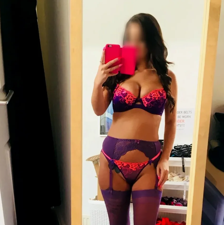 Michelle, 33